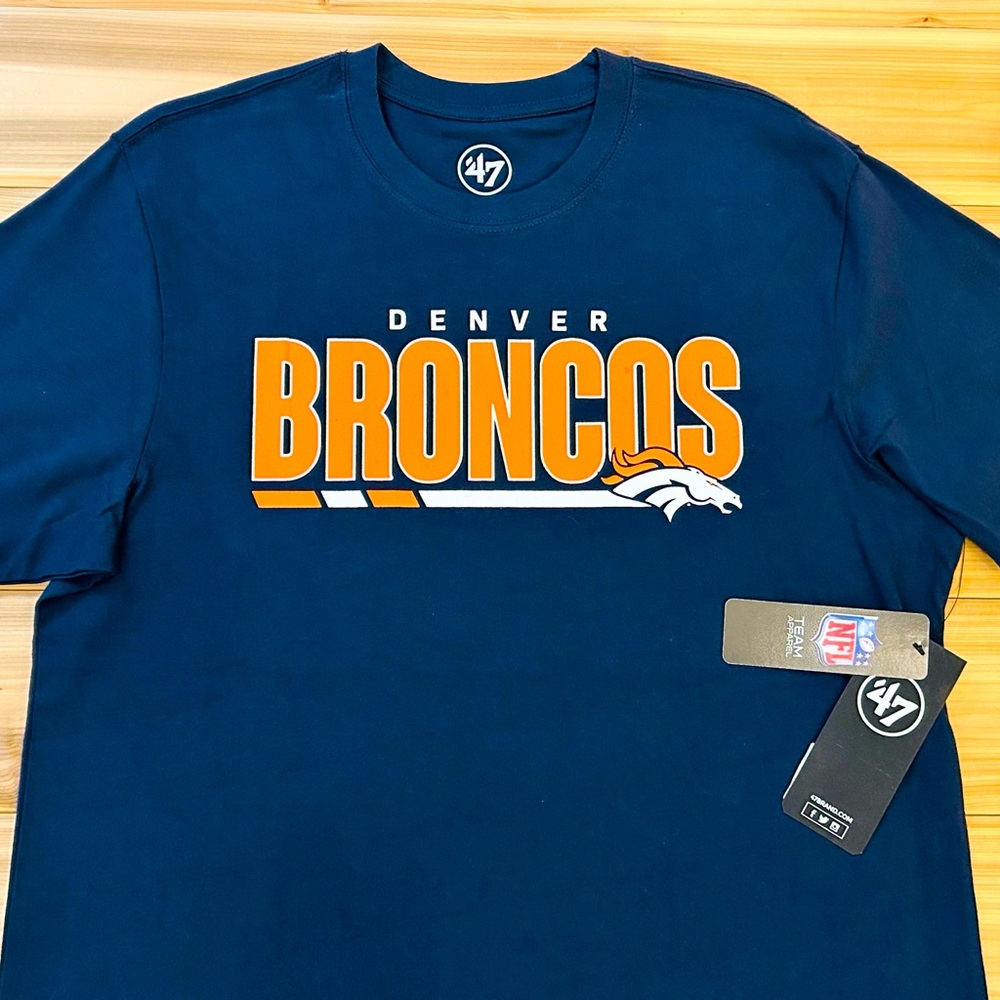 Denver Broncos NFL ’47 - Blitz Strike T-Shirt- Mens size Large